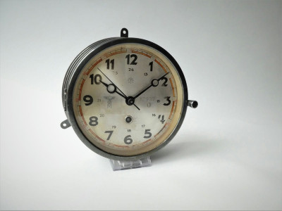 KRIEGMARINE RADIO CLOCK - JUNGHANS FIRM